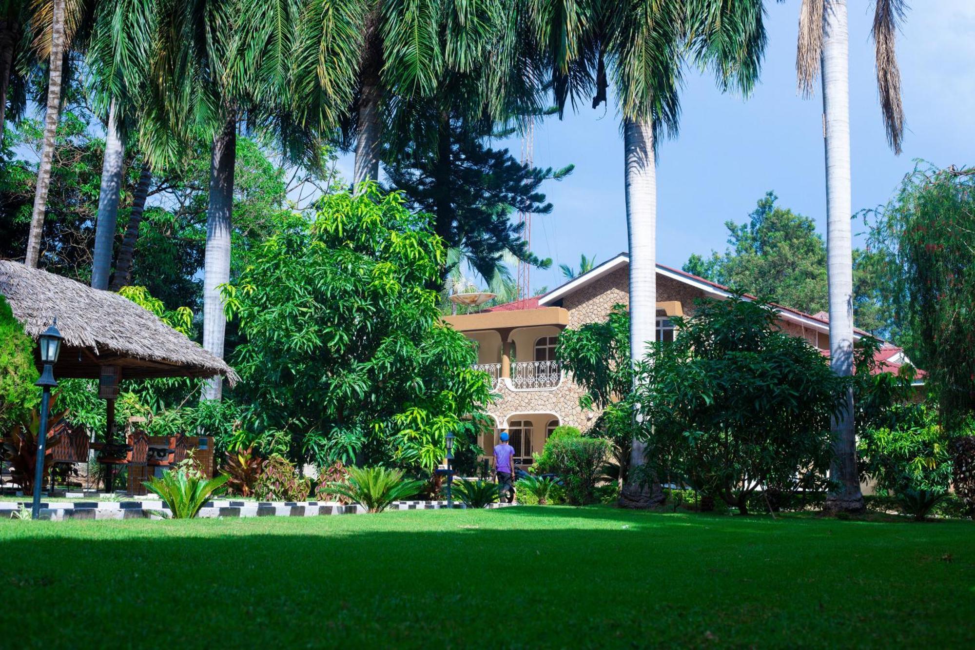 Mama Thea Homes Moshi Exterior photo